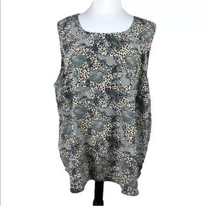 Maggie Barnes Tops - Maggie Barnes paisley animal print top Maggie Barnes Tops - Maggie Barnes paisley animal print top